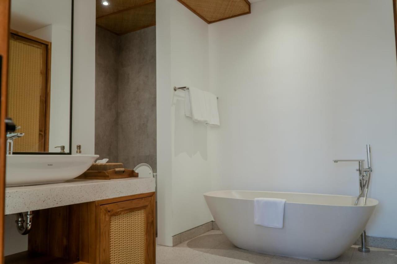 Ophelia Villa Canggu Zewnętrze zdjęcie